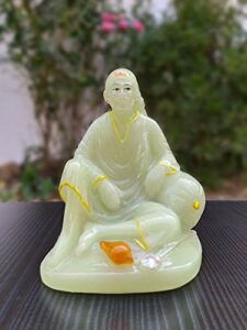 shirdi saibaba Idol Radium/Radium saibaba/Radium saibaba Statue/saibaba Idol for car Dashboard Radium 4 inches