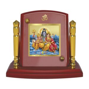 Lord Shiva's family Idol Photo Frame for Car Dashboard, Table D?cor|MDF 1B P+ wooden Frame, 24K Gold Plated Foil and Engraved Pillars of Brass|Idol for Pooja, Gifts Items (7x 9CM)