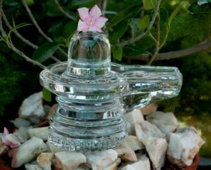 Religious AAA Quality Pure Sphatik Shivling with Shiv Kavach Book (Clear, 30 Grams)