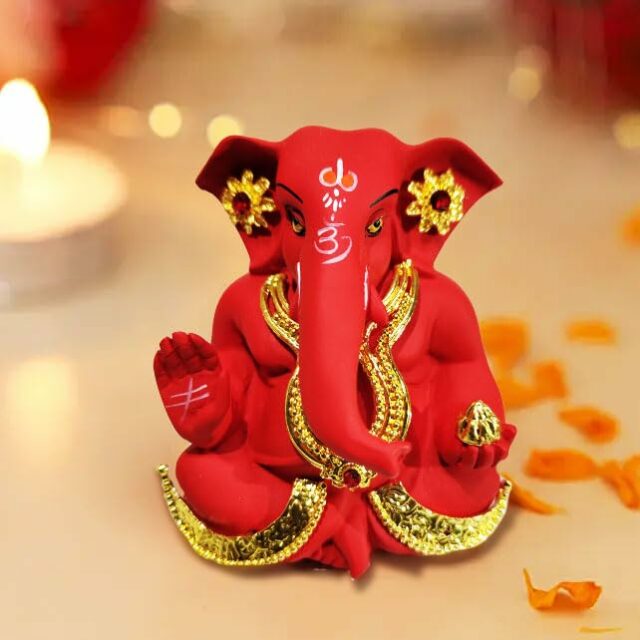 Ganesh Idol Murti Statue for Car Dashboard Gift Ceramic Terracotta Gold Plated Ganesha Ganpati Idols Showpiece Figurine for Home Pooja Room Diwali Decoration. (Red Color)