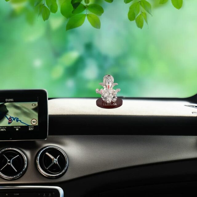 Silver Plated Four Hands Lord Ganesha Statue for Car Dashboard|Ganpati Idol for Luck & Success|Ekdant Murti Idol for Mandir Office Home Decoration Puja & Spiritual Gift (6x6x6cm)