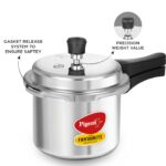 Pigeon by Stovekraft Favourite Outer Lid Non Induction Aluminium Pressure Cooker, 3 Litres, Silver - Image 2