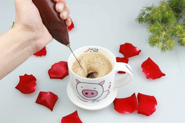 Handheld Milk Frother, Mini Milk Foamer Stainless Steel Battery Operated Soft Touch Premium Drink Mixer with Frother Stand for Coffee Hot Milk, Coffee Foamer, Egg Beater, Hand Blender