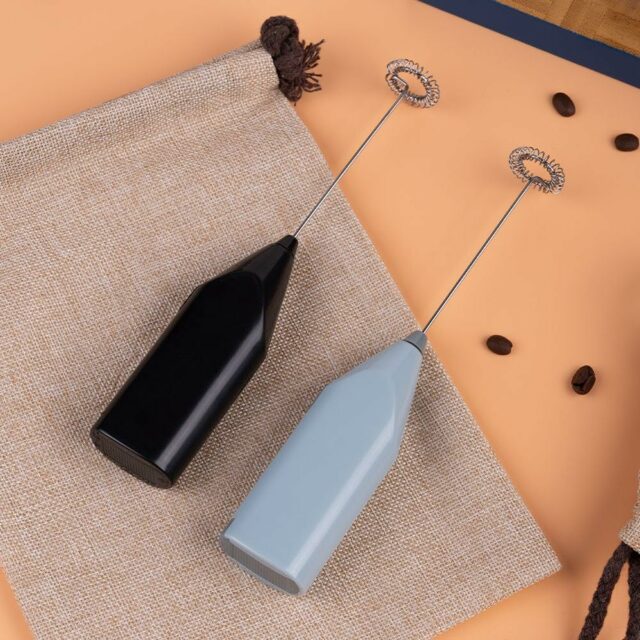 Electric Milk Frother with Stand Handheld Whisk Beater Foam Maker for Mocktails Coffee Latte Matcha Foamer Cappuccino Lemonade(Batteries are Not Included) (Black) (asorted)