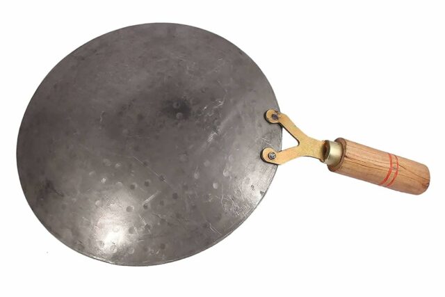 Sanskriti Exports Pure Iron Tawa Heavy Base for Roti/Chapati with Wooden Handle Roti