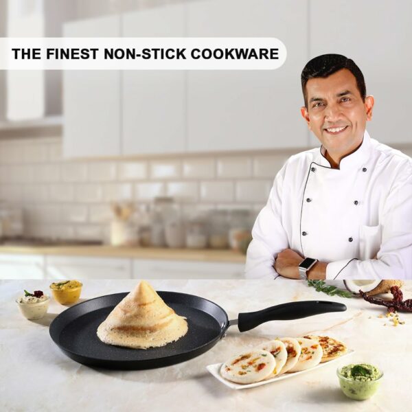 Wonderchef Duralite Die-cast 28 cm Dosa Tawa | 5 Layer Healthy Duramax Non-Stick Coating | Soft Touch Handle | Pure Grade Aluminium | PFOA Free | 2 Year Warranty Grey