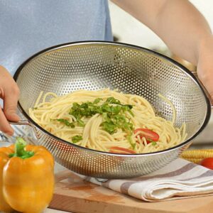 Sanskriti Exports Multipurpose Stainless Steel Colander Strainer Drainer with Handle for Rice Fruits Vegetable Noodles Pasta Beans Grains Washing Filter Basket for Kitchen (25.5x25.5x9 cm)