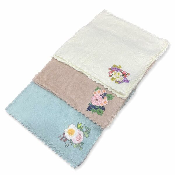 Microfiber Face Towels - Pack of 12 Soft & Absorbent 25x25 CM - Image 4
