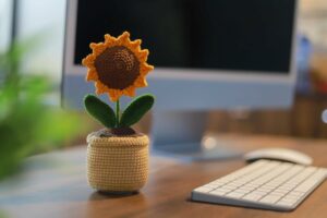 Handmade Crochet Sunflower & Daisy Potted Plants for Home & Car Decoration