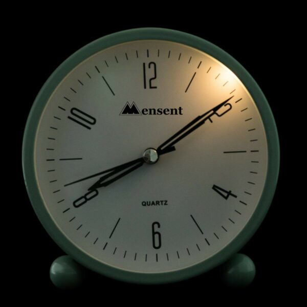 Silent Analog Alarm Clock with Night Light - Battery Powered - Image 3