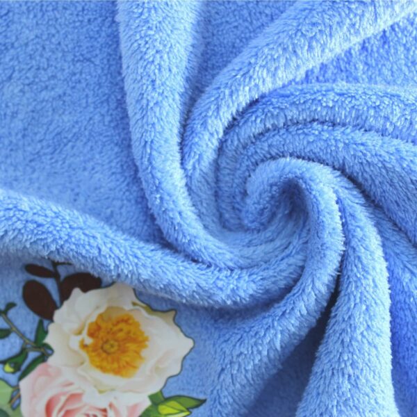Microfiber Face Towels - Pack of 12 Soft & Absorbent 25x25 CM - Image 5