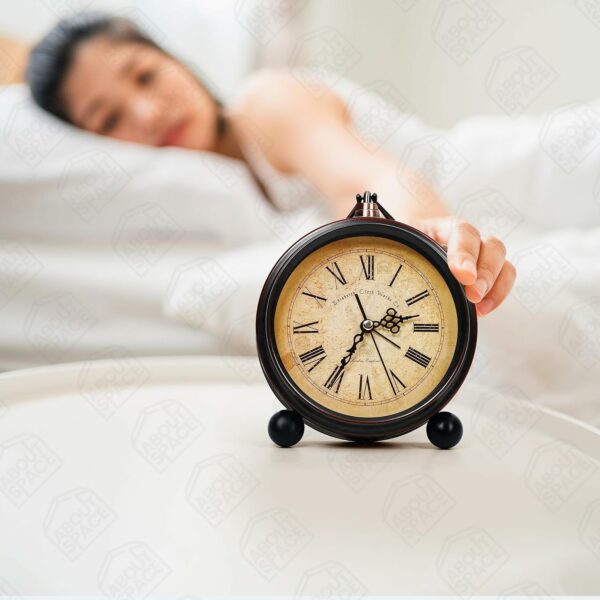 Vintage Silent Alarm Clock with Roman Numerals - Battery Powered - Image 5